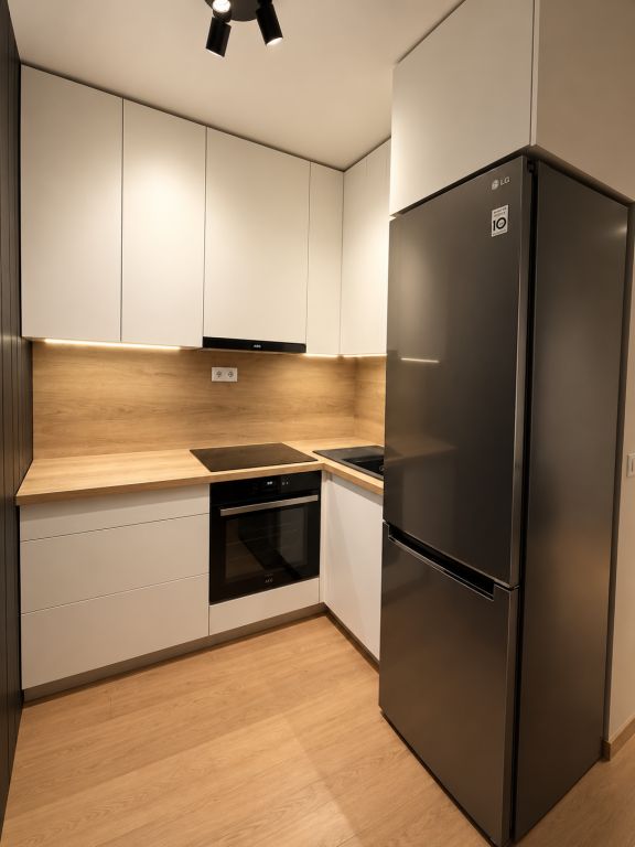 Na prenájom 1-izbový byt Slnečnice – moderný, novo zariadený – foto 2