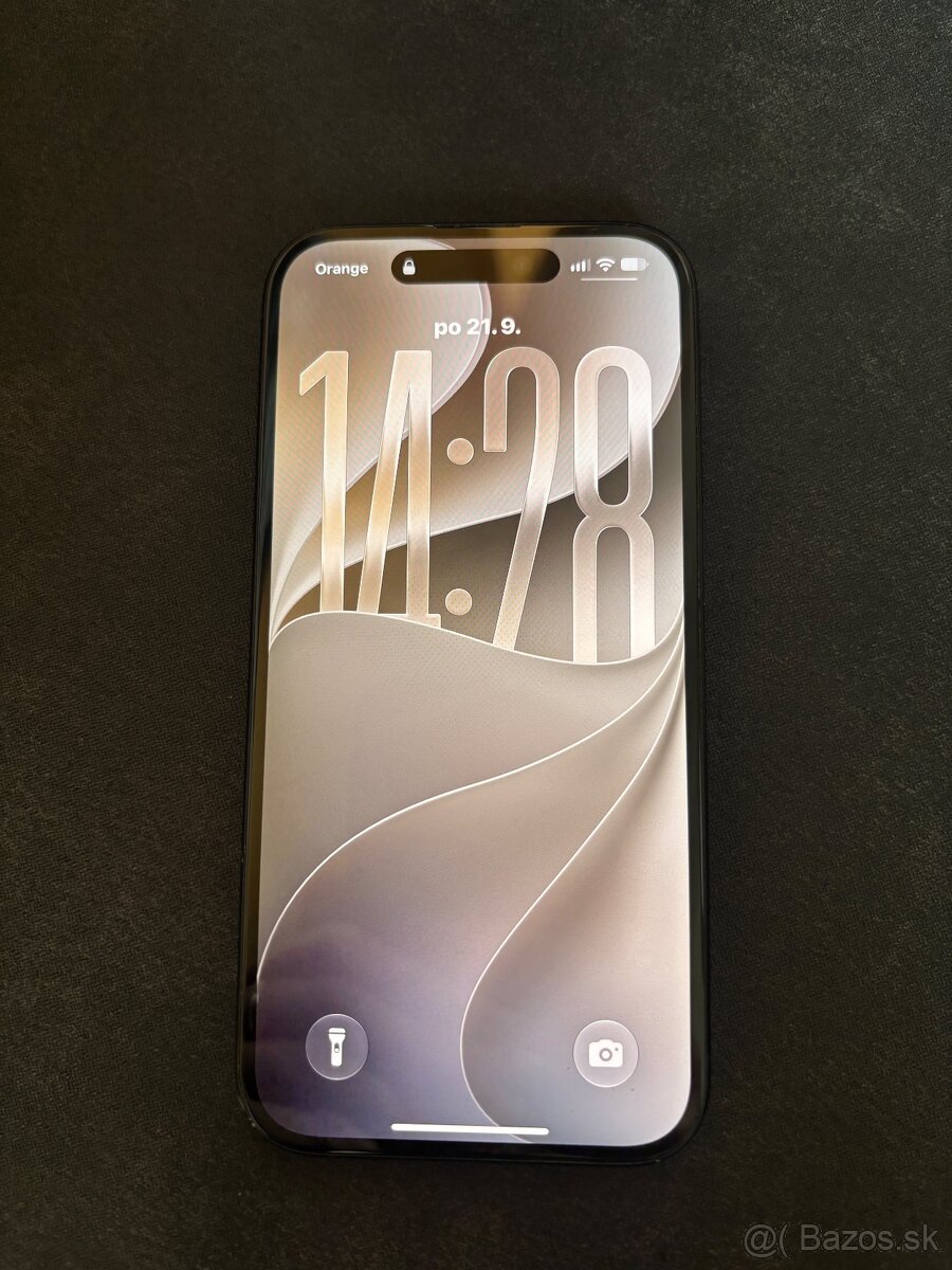 iPhone 16 - 2