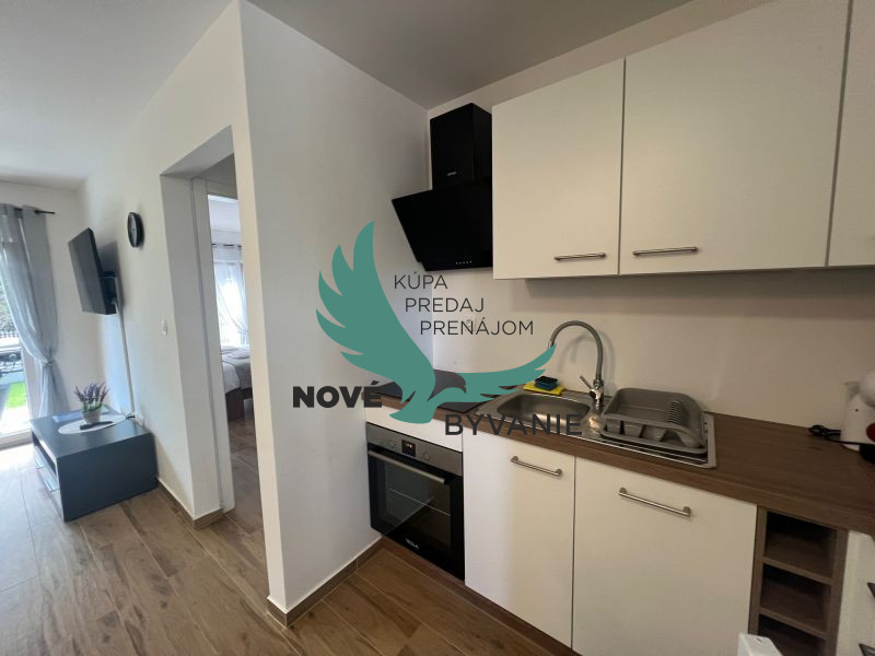 Chorvátsko, ostrov Vir - Na predaj novostavba apartmánu s vl - 2