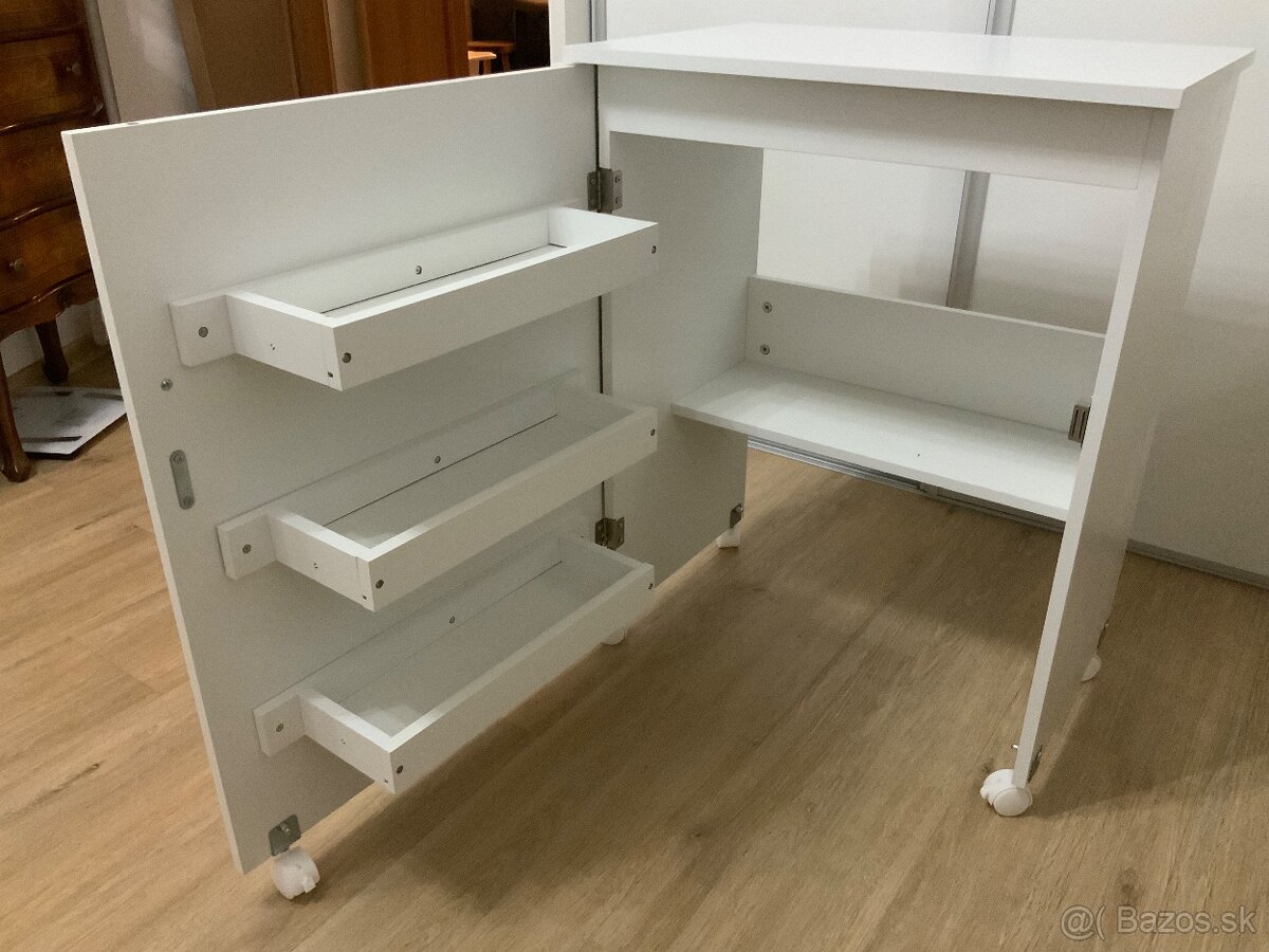 Stolík na šijací stroj - 2