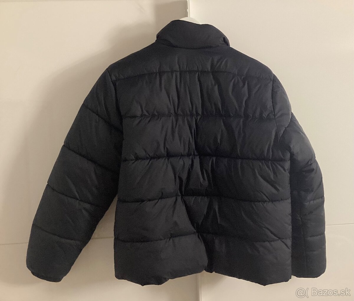 Bunda zn. Hugo Boss veľ. S - 2