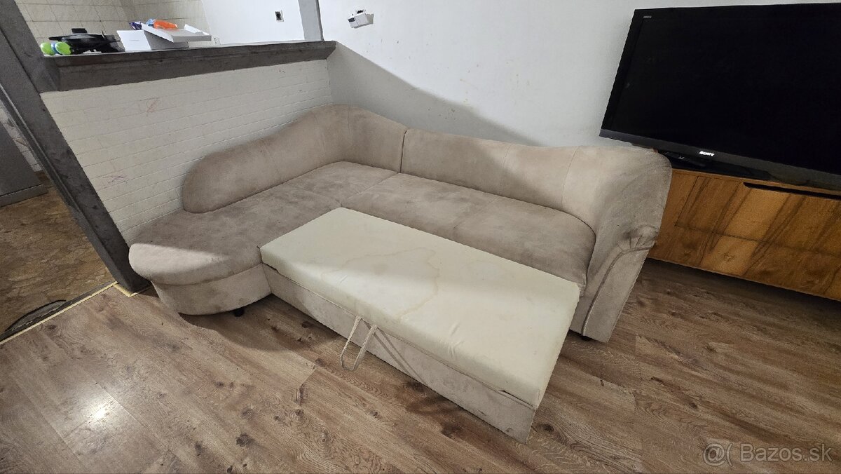 Rozťahovací rohový gauč - 2