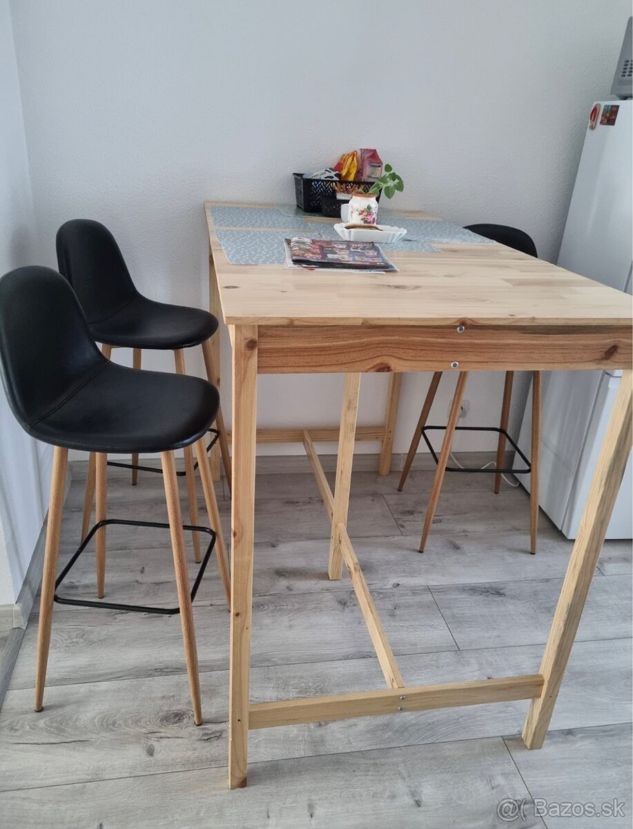 Stol + stoličky - 2