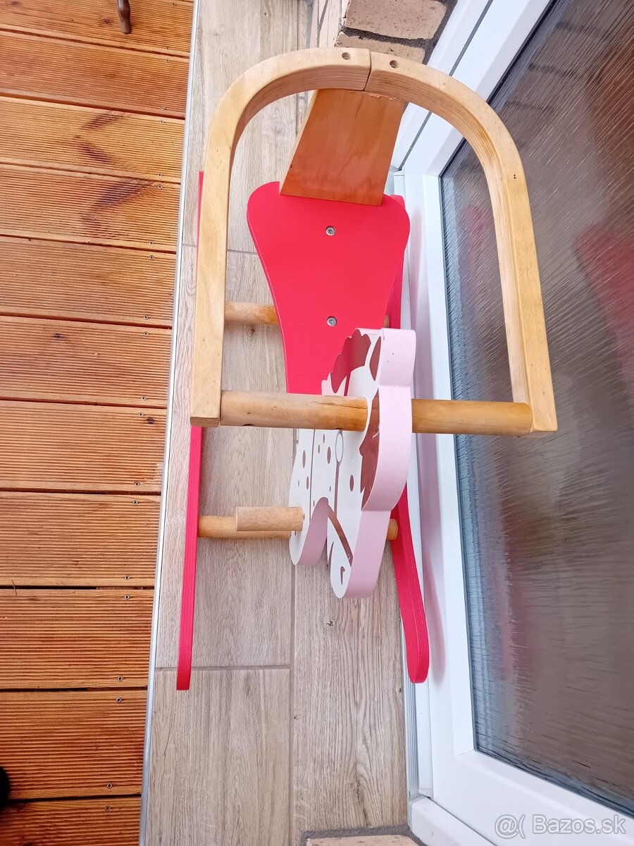 Drevený hojdací koník - 2