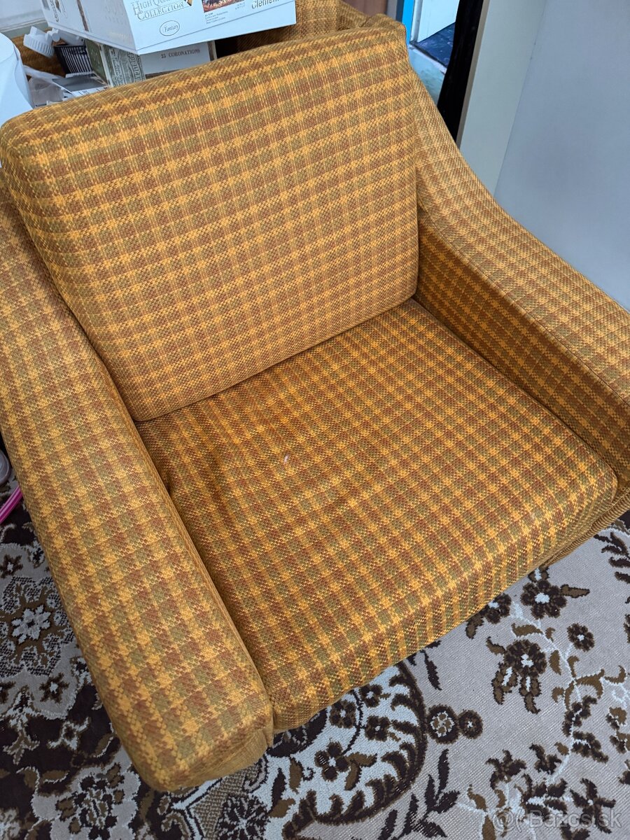 Retro gauč aj s kreslami - 2