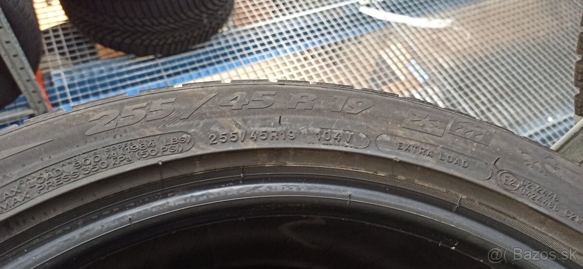 Michelin 255/45 R19 MO - 2