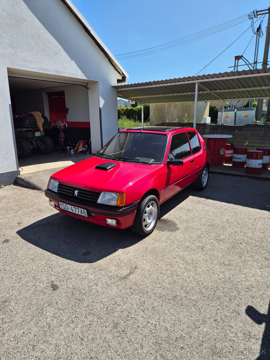 Peugeot 205 - 2