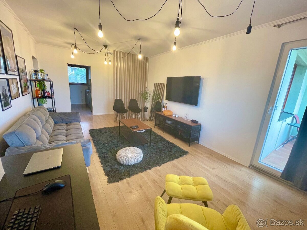 MH267-Predaj-Kvalitne zrekonštruovaný 3-izbový byt s loggiou - 2