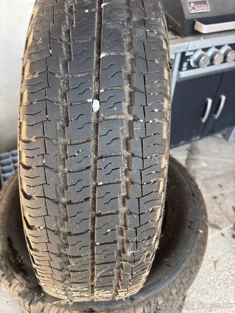 pneu 215/75 r16 c - 2