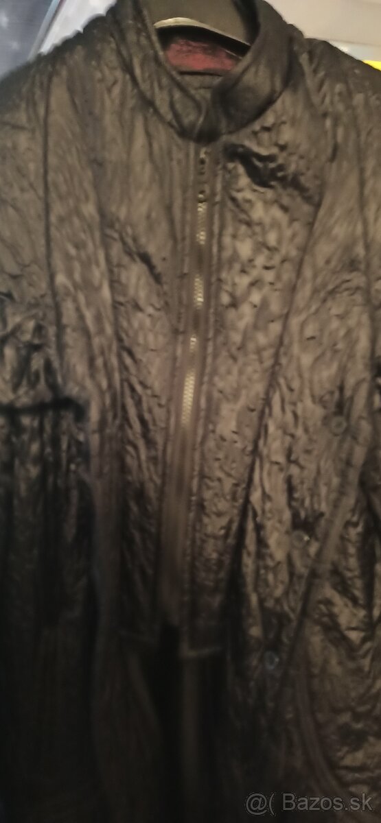 Čierna dámska bunda - 2