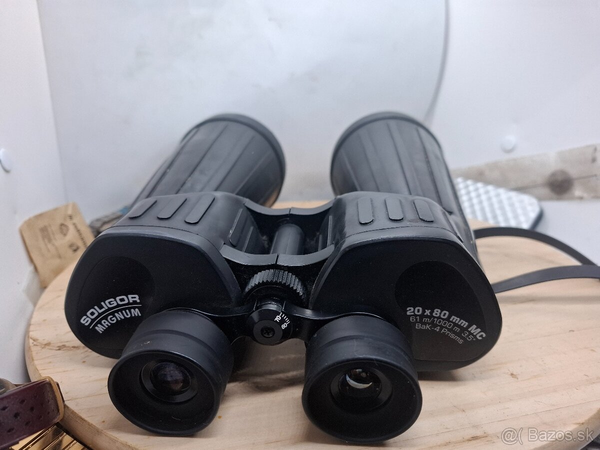 Predám veľký funkčný dalekohlad Soligor Magnum 20x80 250 € - 2