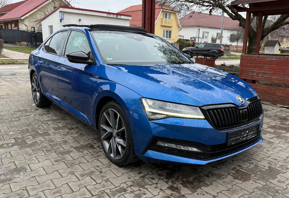 ŠKODA Superb Sportline 2.0TDi 2023 DSG VIRTUAL/PANO/WEBASTO - 2