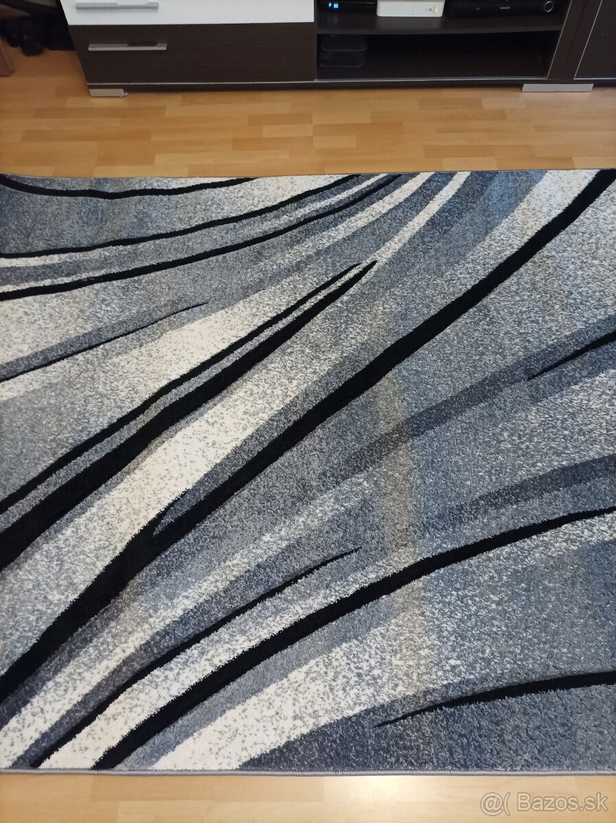 Koberec nový - 2