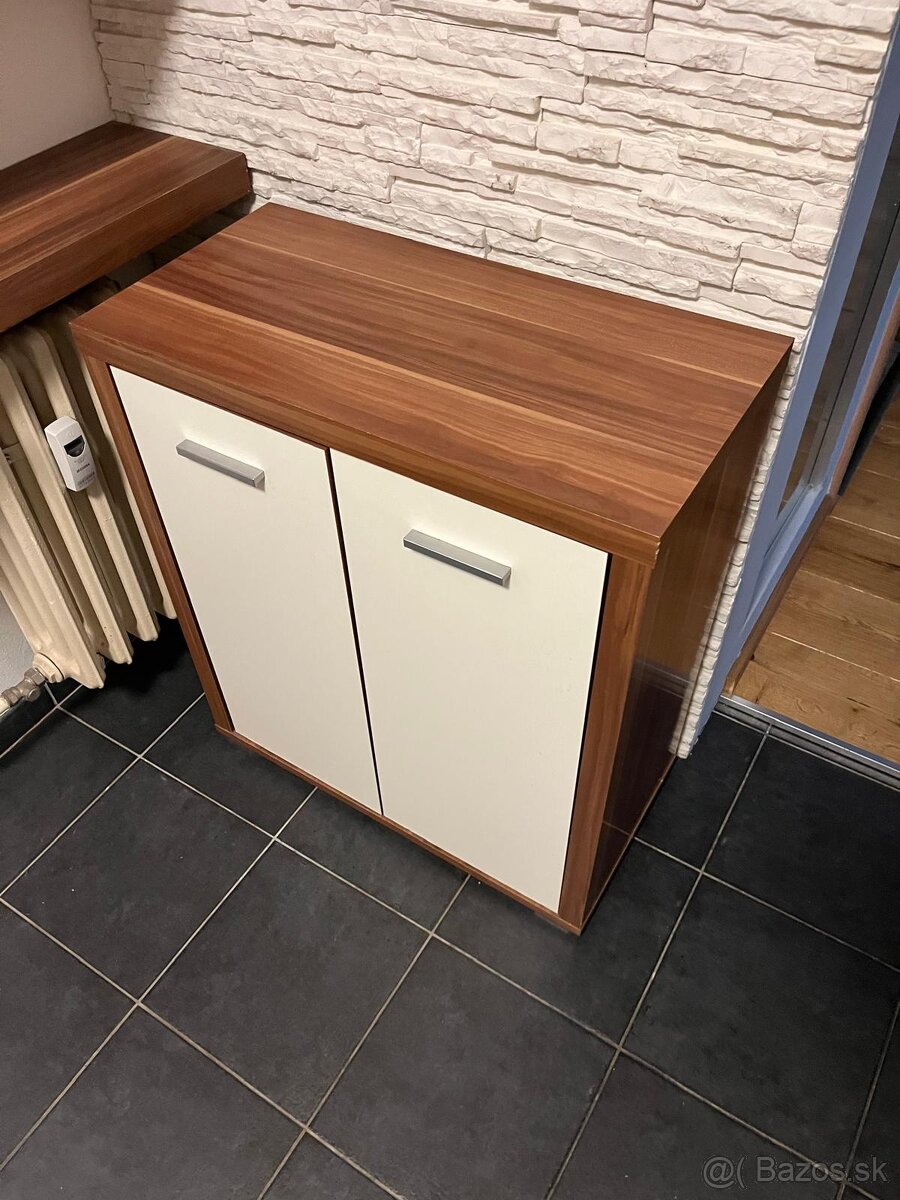 Skrinka do chodby - 2