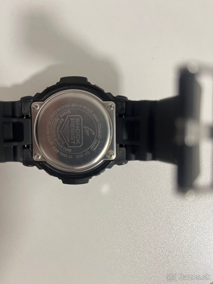 Predám hodinky Casio G-Shock GA-200-1A - 2