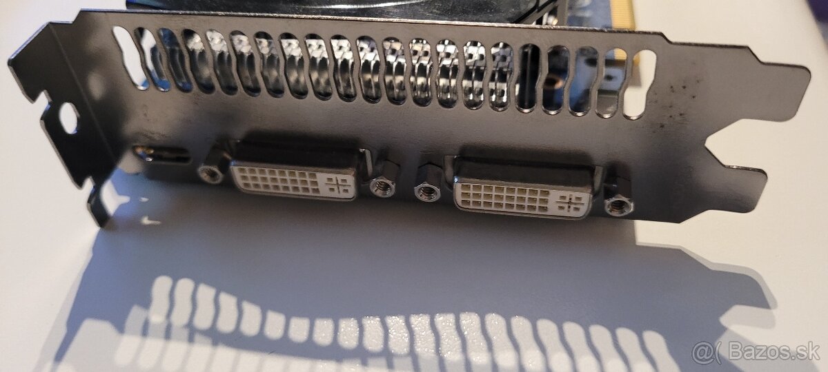 Predám grafiku GIGABYTE GTX560 1GB GDDR5 - 2