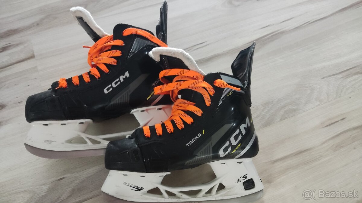 Korčule CCM Tacks AS-580 Junior - 2
