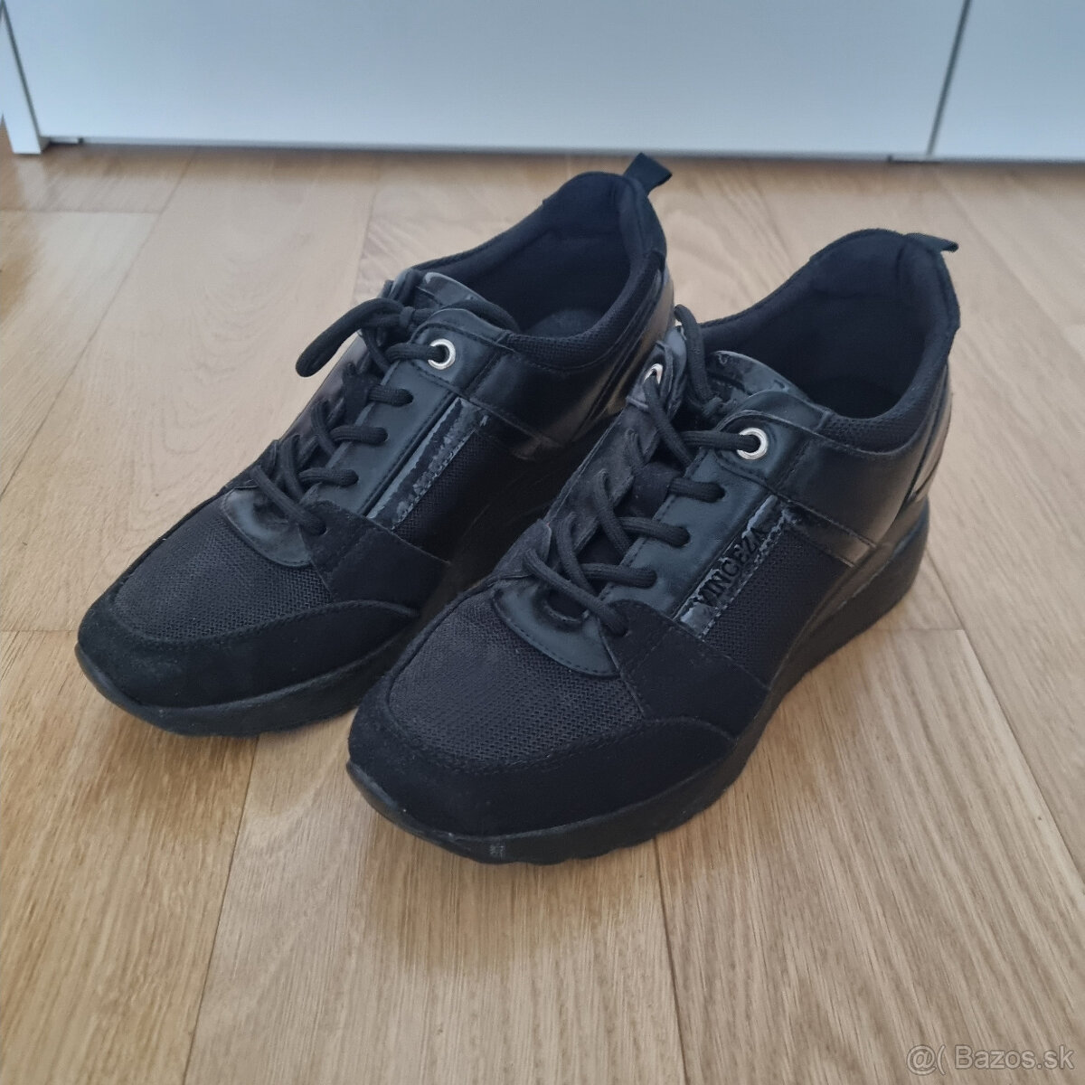 Dámske čierne tenisky - 2