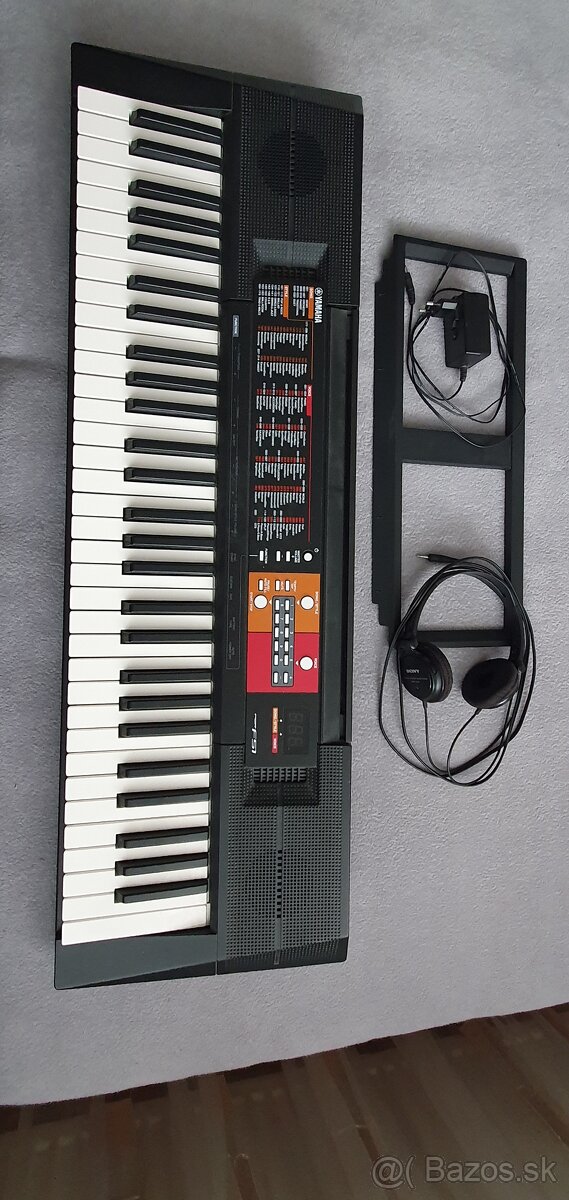 Yamaha PSR-F51 - 2