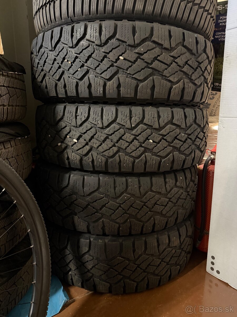 Goodyear Wrangler Duratrack 255/70 R18 Navara D23 - 2