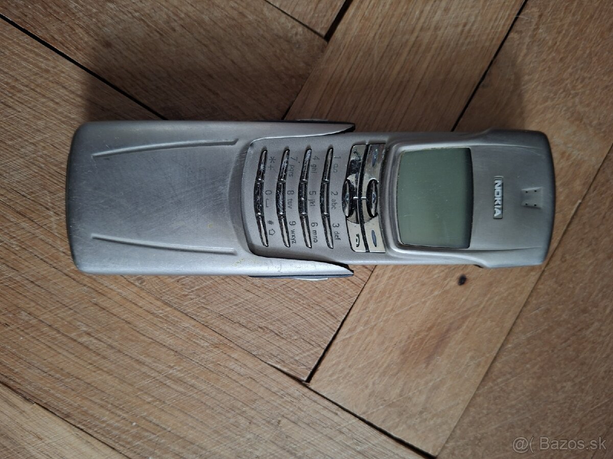 Predám NOKIA 8910 - 2