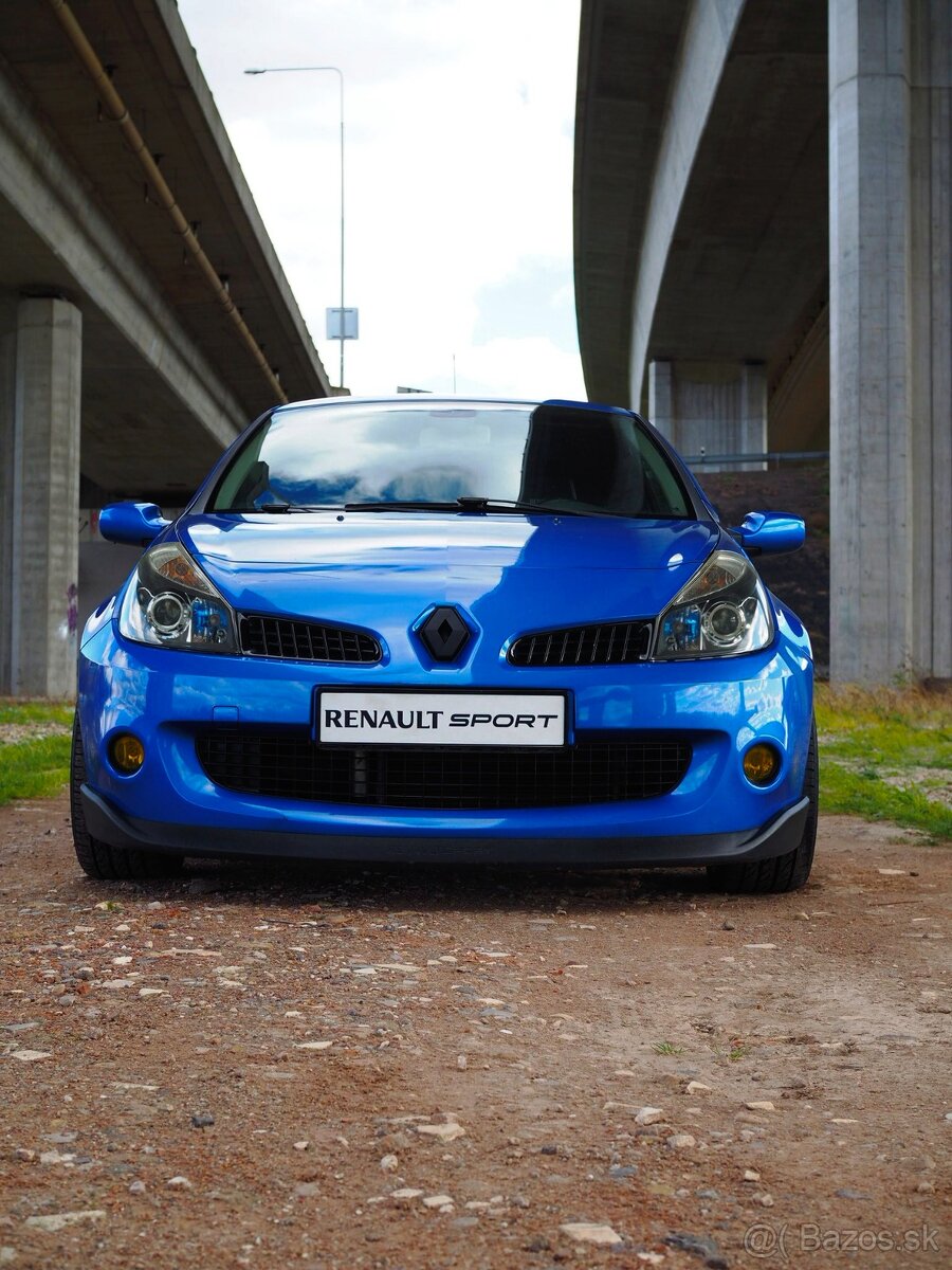 Renault CLIO SPORT RS - 2