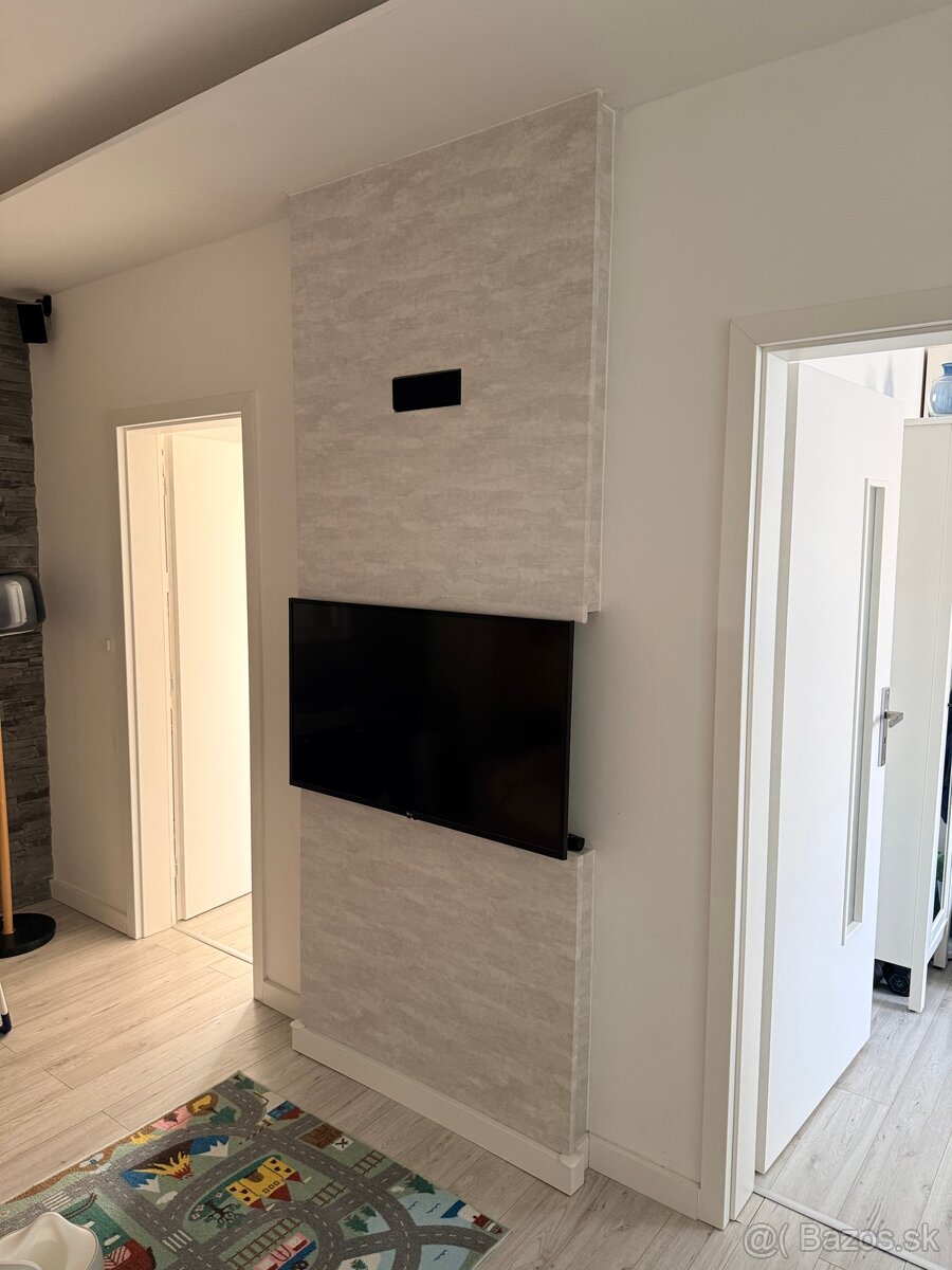 Televizor 43" LG 43UM7450PLA - 2