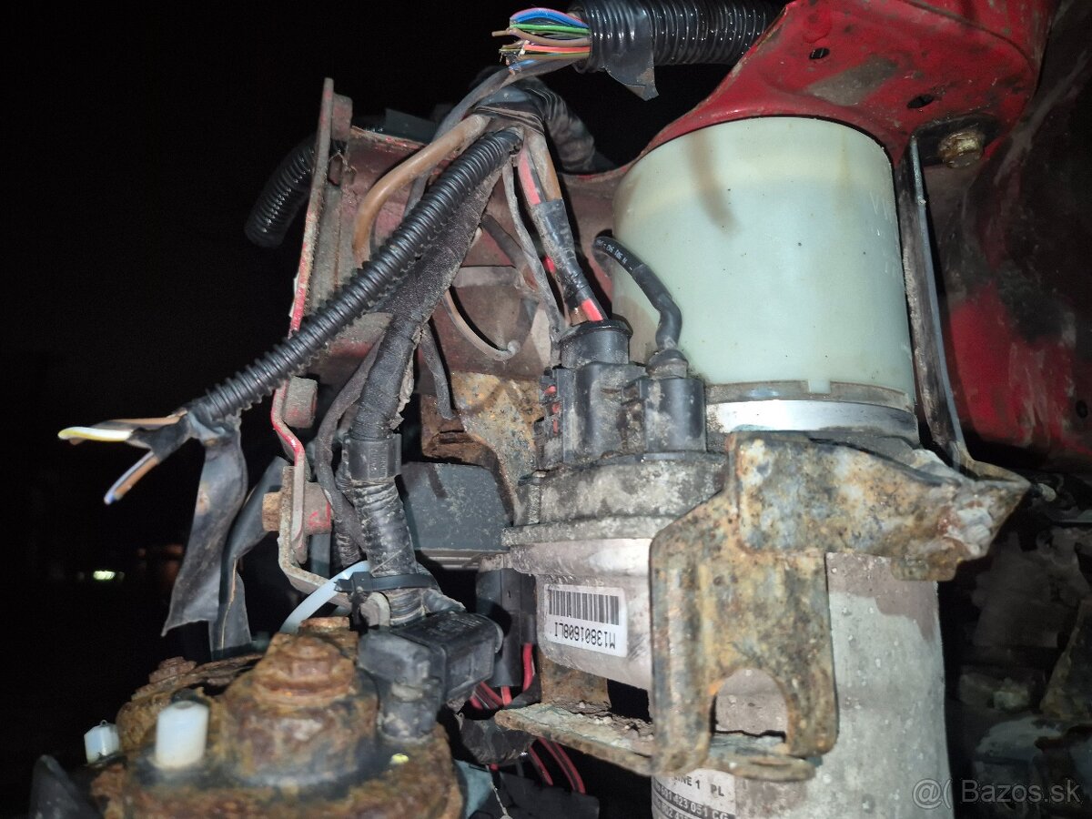 Servo čerpadlo TRW - 2