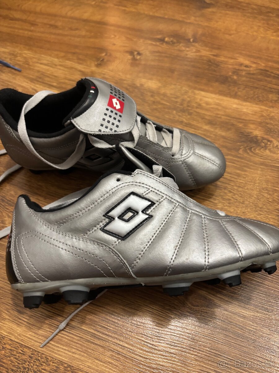 Darujem kopačky - 2