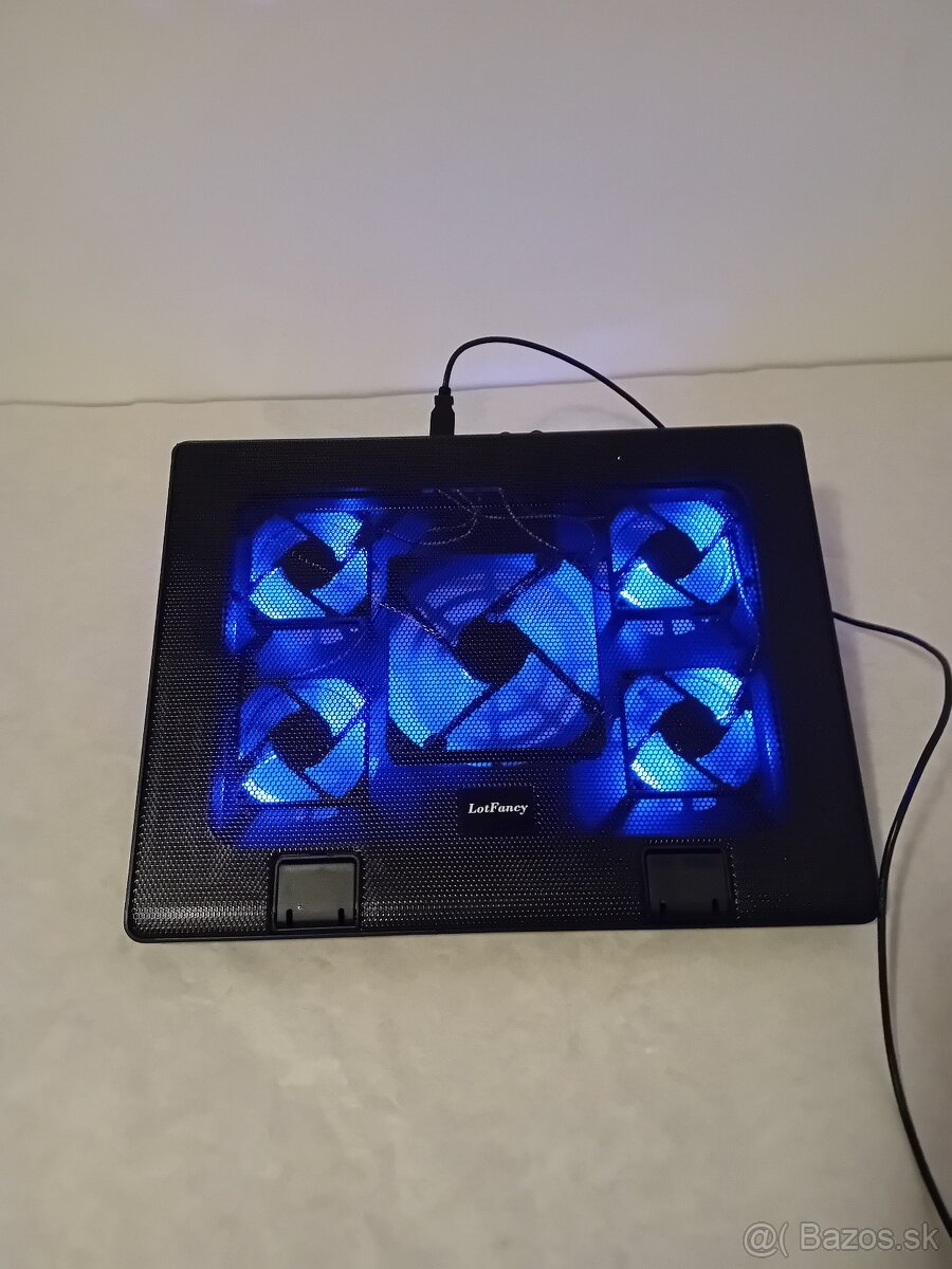 Chladiaca podlozka pod notebook - 2