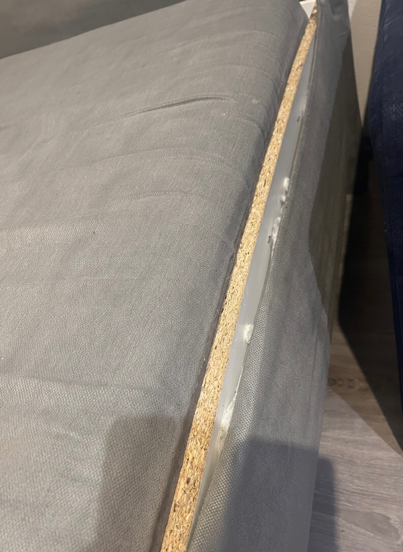 Menšia manželská posteľ - 2