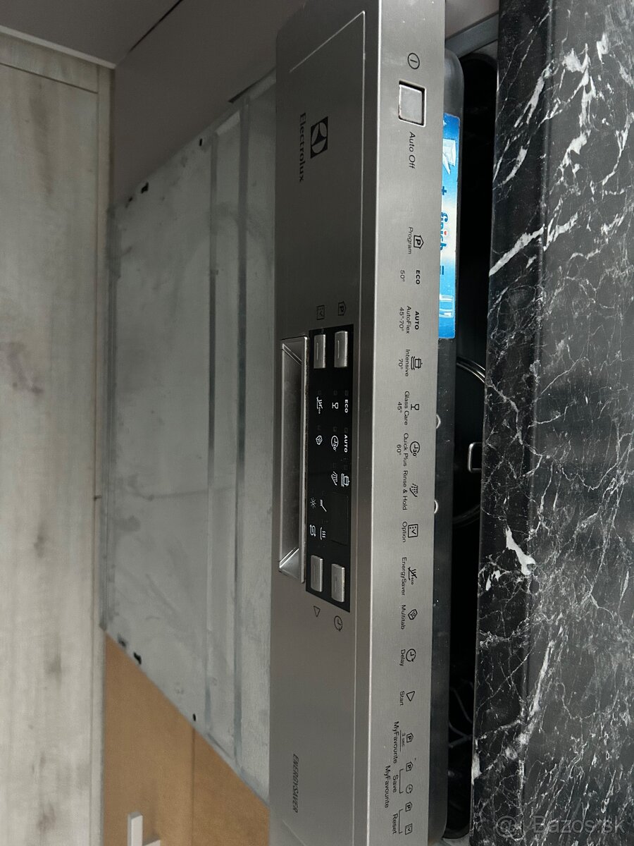 Umývačka riadu elektrolux - 2