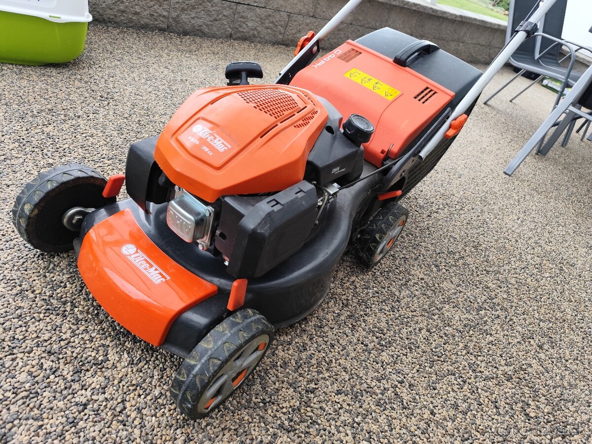 Benzínová kosačka Oleo Mac G44PK - 2