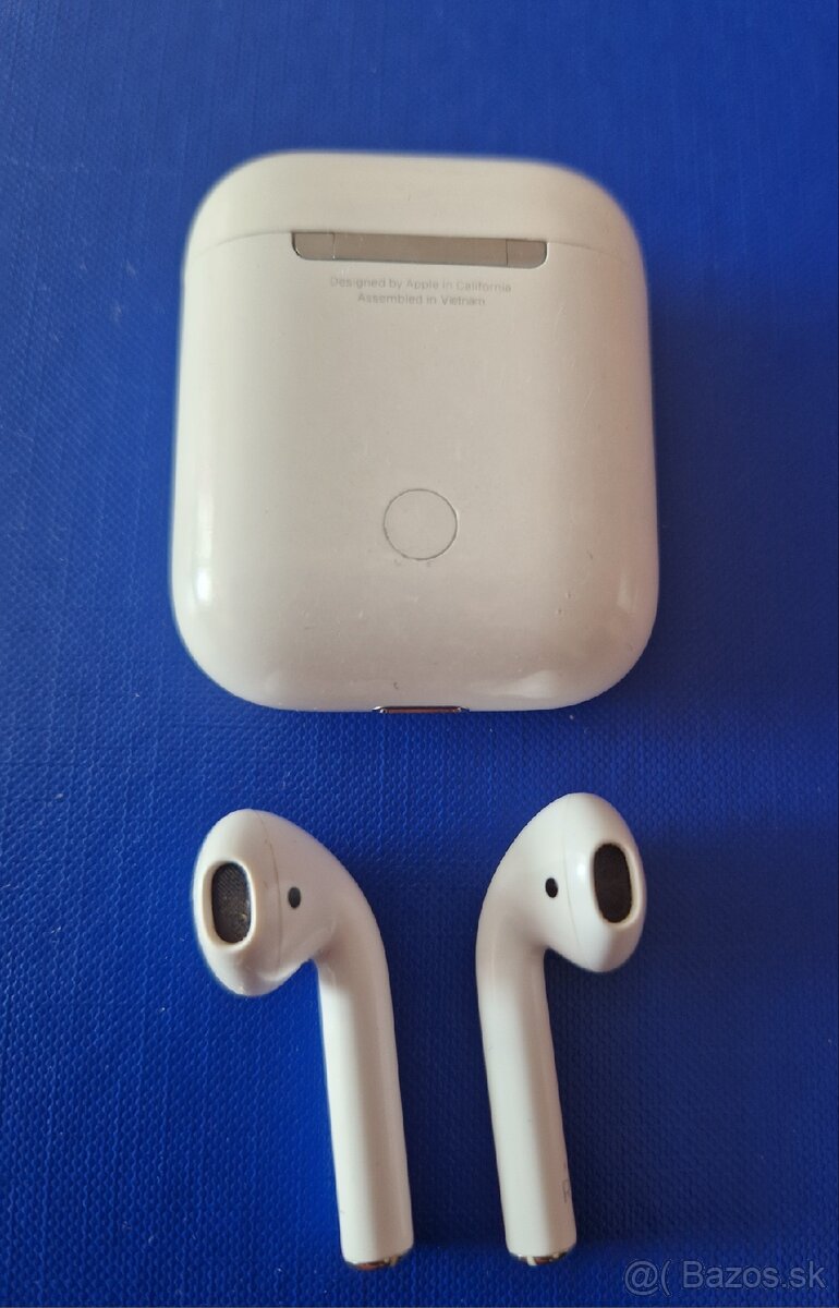 Apple AirPods 2. generácie - 2
