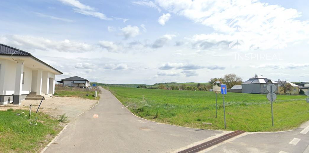 stavebný pozemok 10km od Košíc (Rozhanovce) - 2