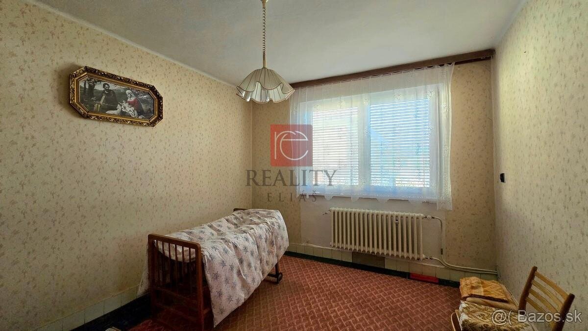 NA PREDAJ rodinný dom, Jarok - 2