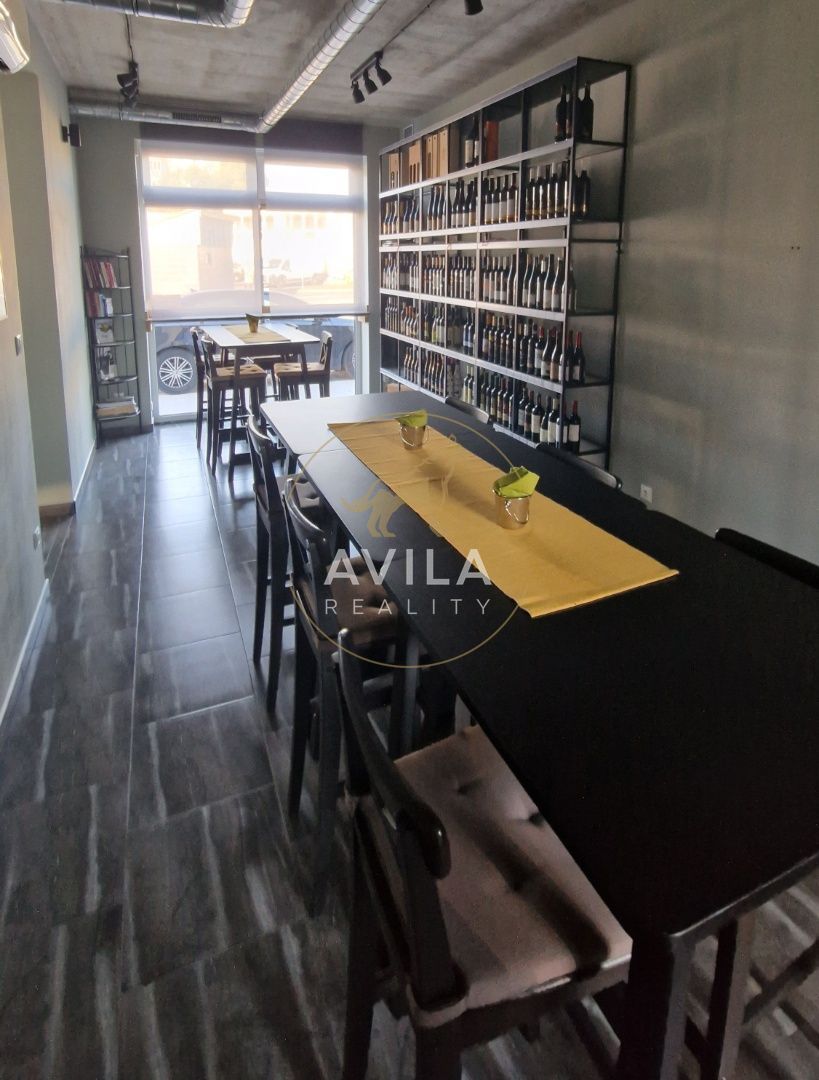 NA PREDAJ: administratívno-obchodný priestor s potenciálom n - 2