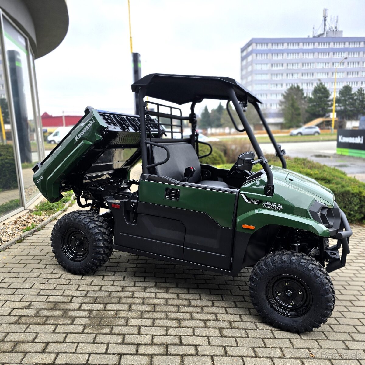 Kawasaki Mule 700 + doplnky - stroj na prácu aj zábavu