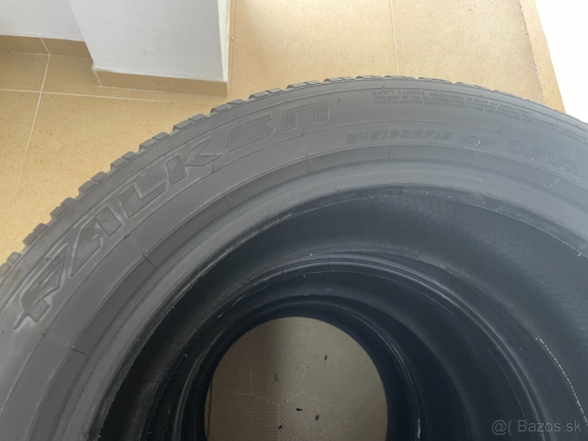 Predám zimné pneu 245/50R19 - 2