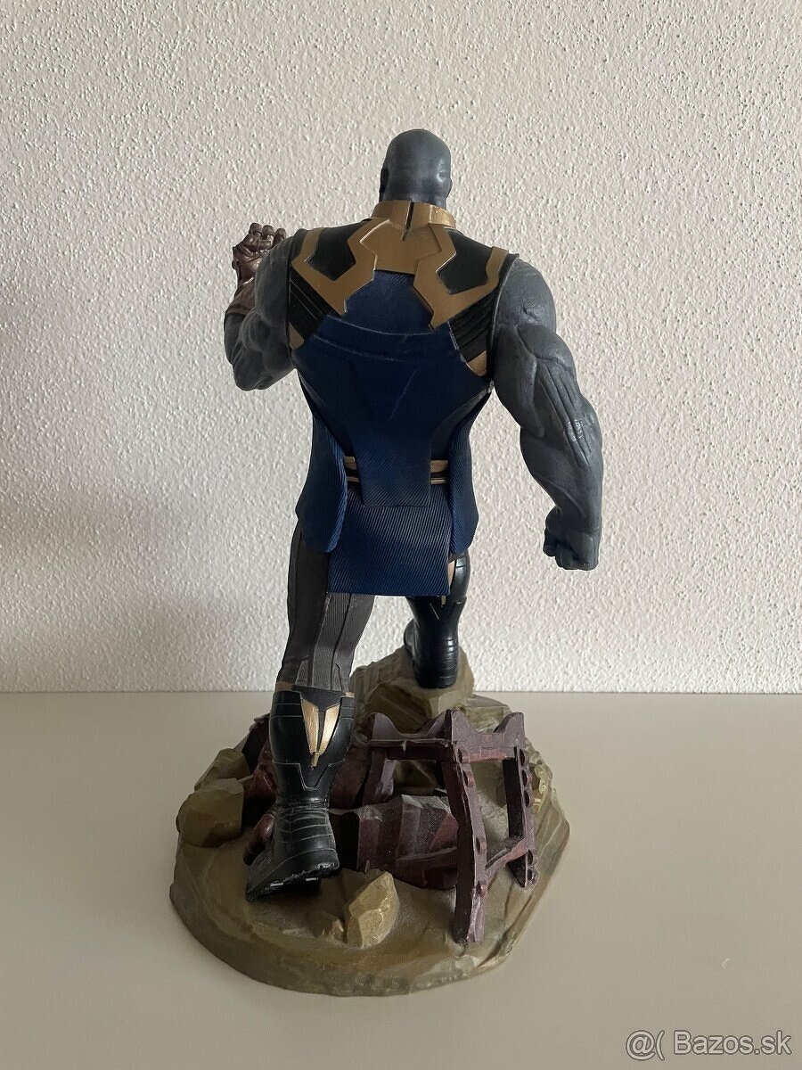 Avengers Infinity War Thanos Statue - 2