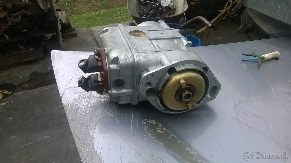 Ruske magneto na benzinovy motor. - 2