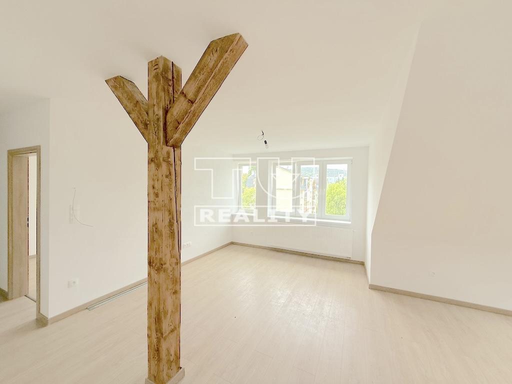 TUreality ponúka na predaj rodinný dom v Lubeli - 2