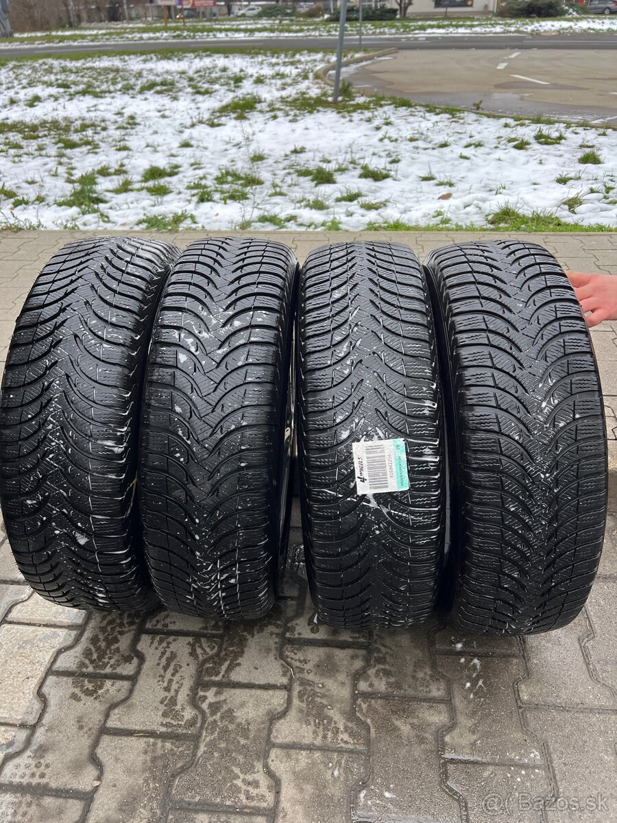 Original Mercedes GLA 215/60 R17 - 2