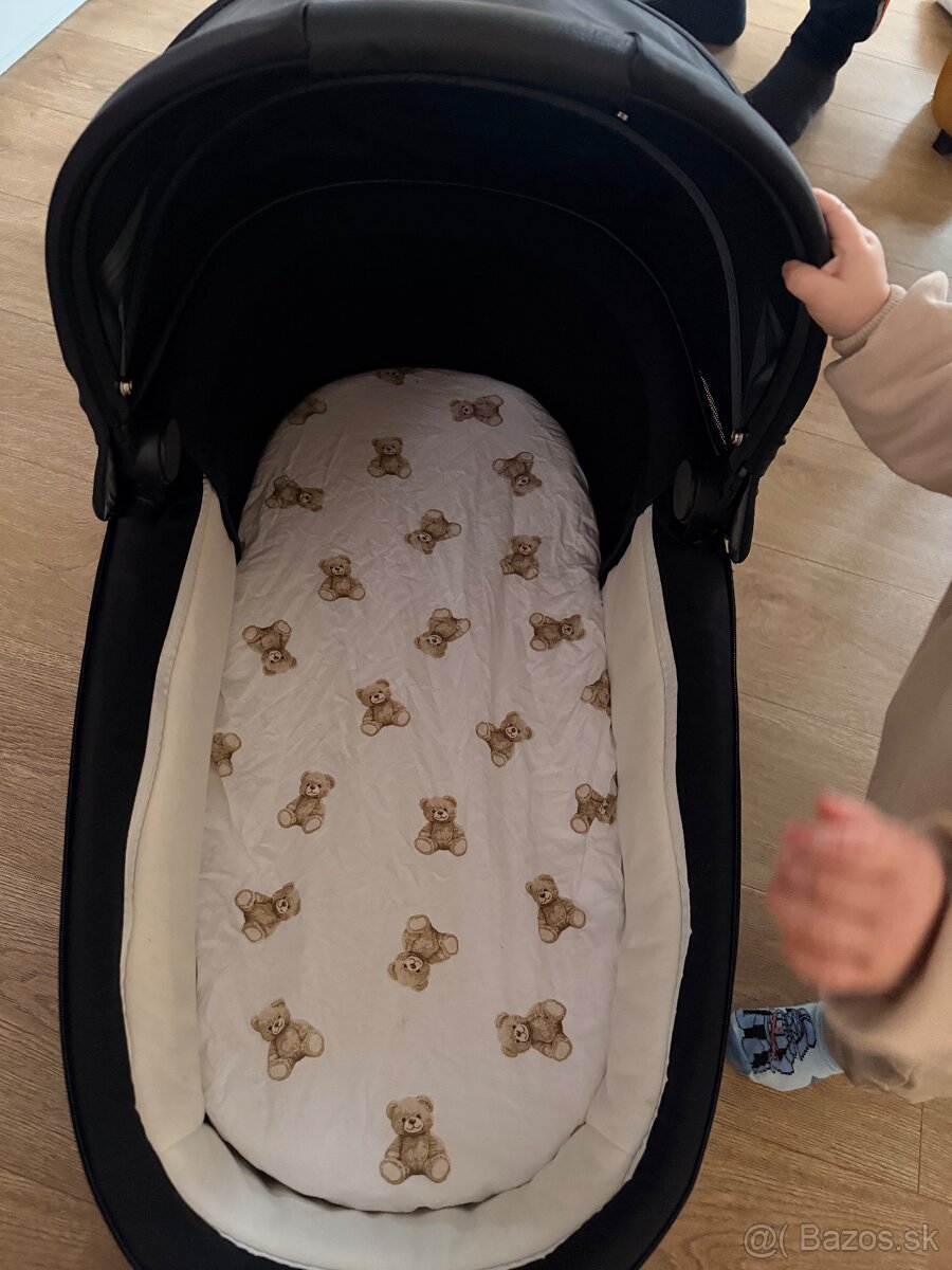 Vanička Cybex priam Lux carry cot deep black - 2