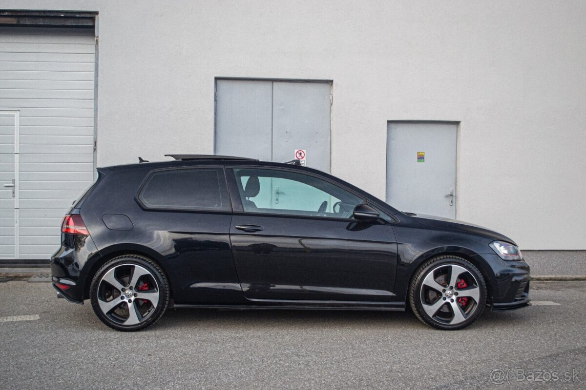 Volkswagen Golf GTI VII ( 7 ) - 2