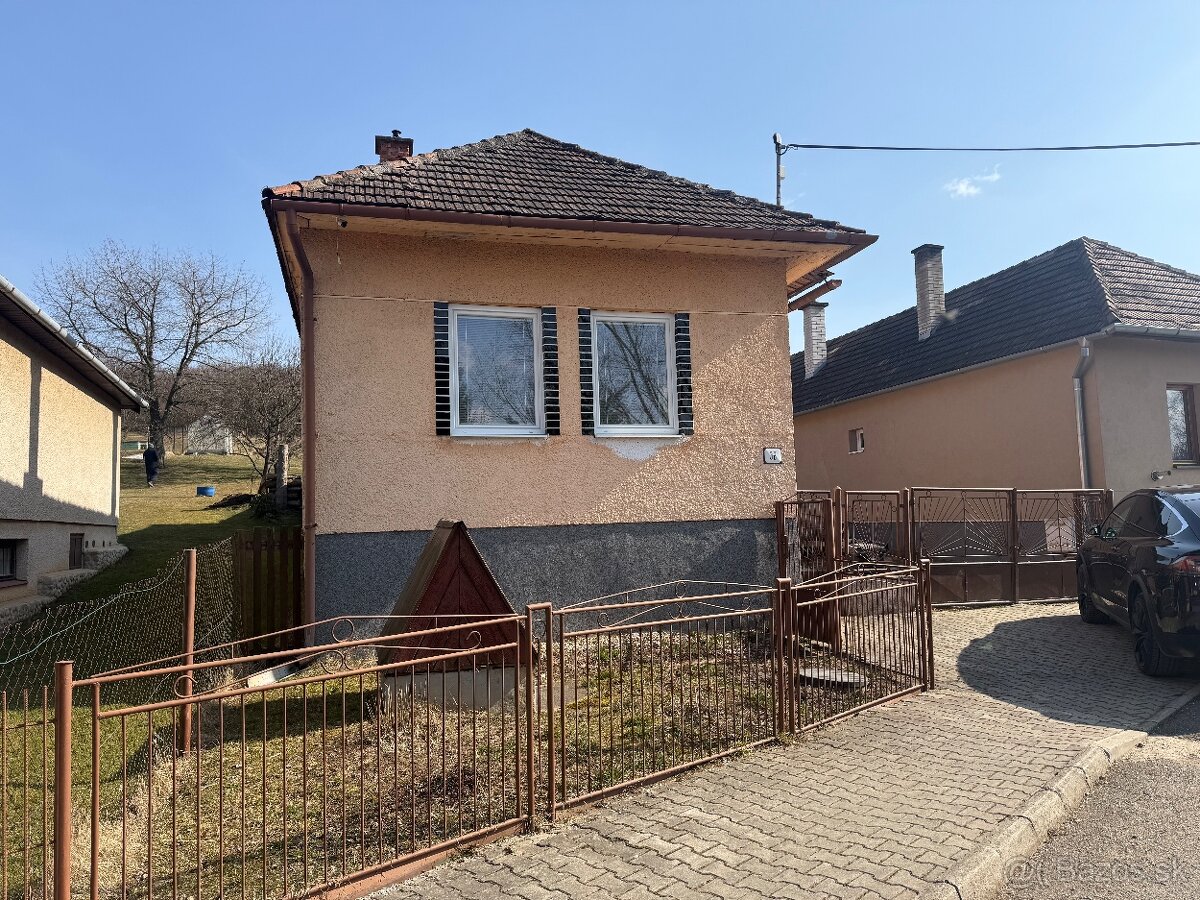 Rodinný dom a záhrada - 2