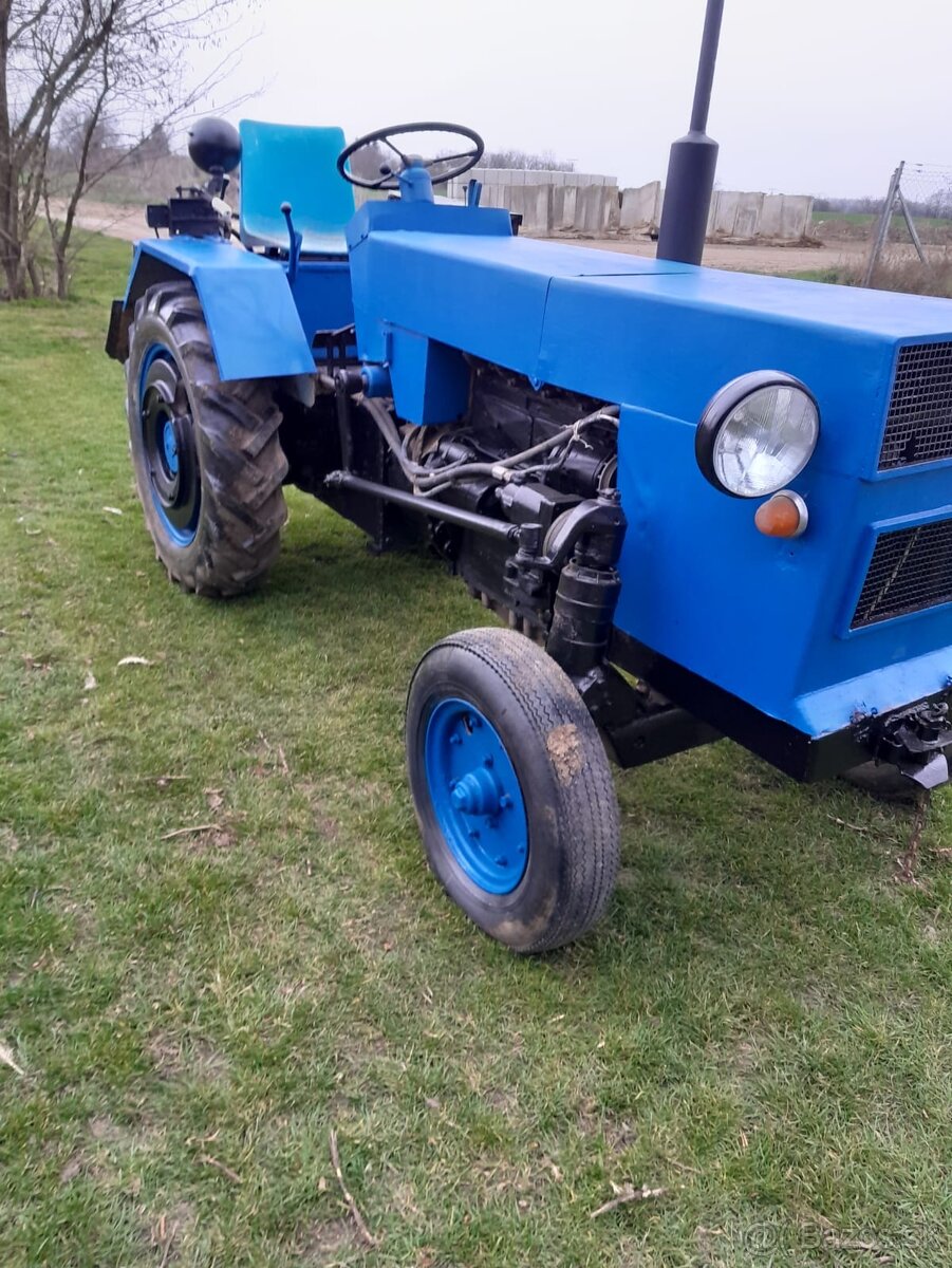 Predám malotraktor - 2