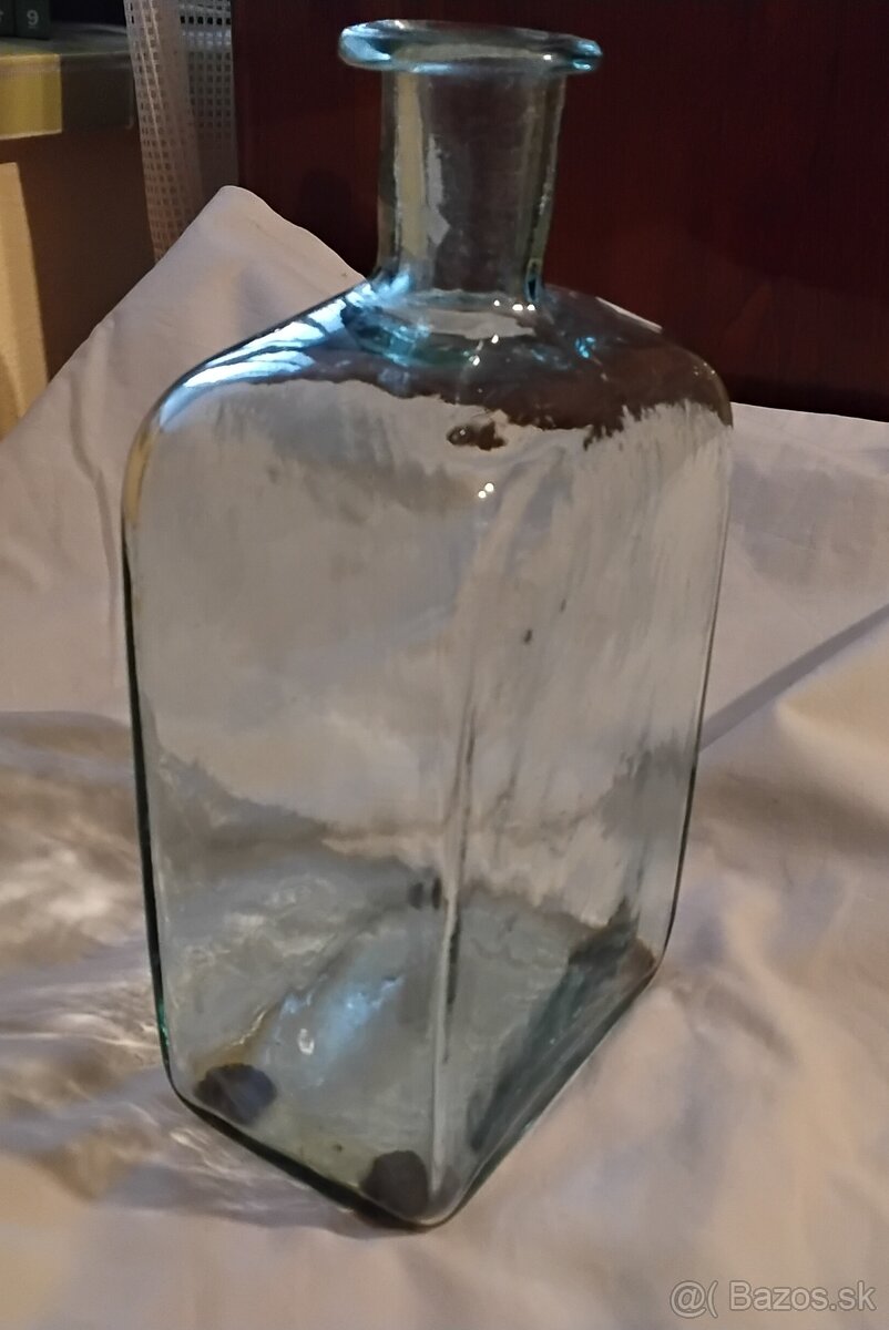 Stare sklenene fukane flase - 2