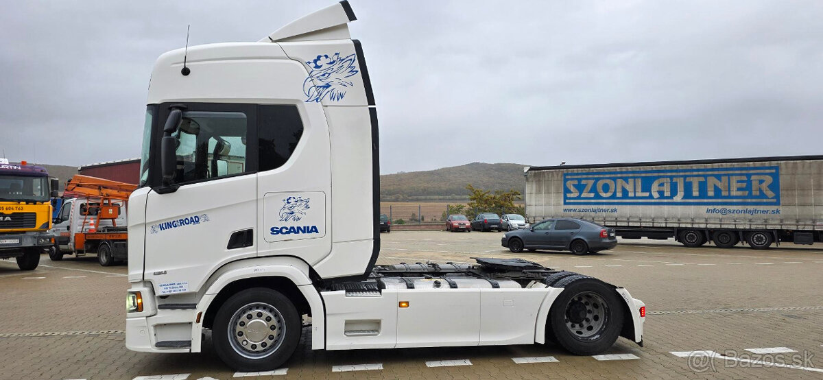 SCANIA R450 Mega - 2