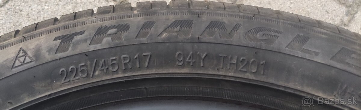 Triangle Sportex TSH11 225/45/R17 - 2